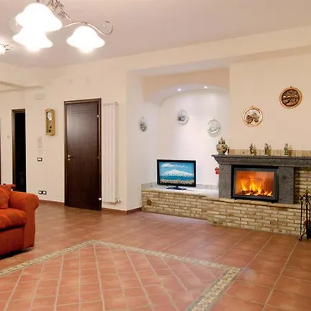 Etna Il Pino Holiday home *