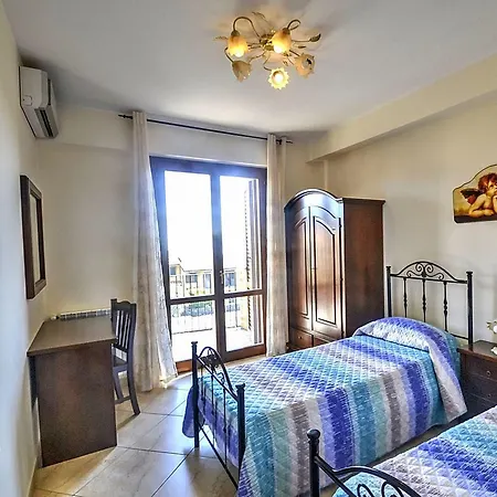 Holiday home Etna Il Pino